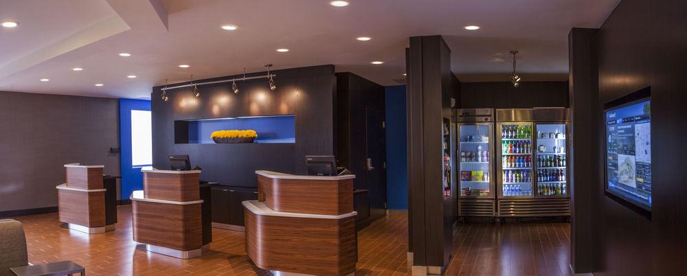Courtyard By Marriott Charlotte Airport Loso Exteriör bild