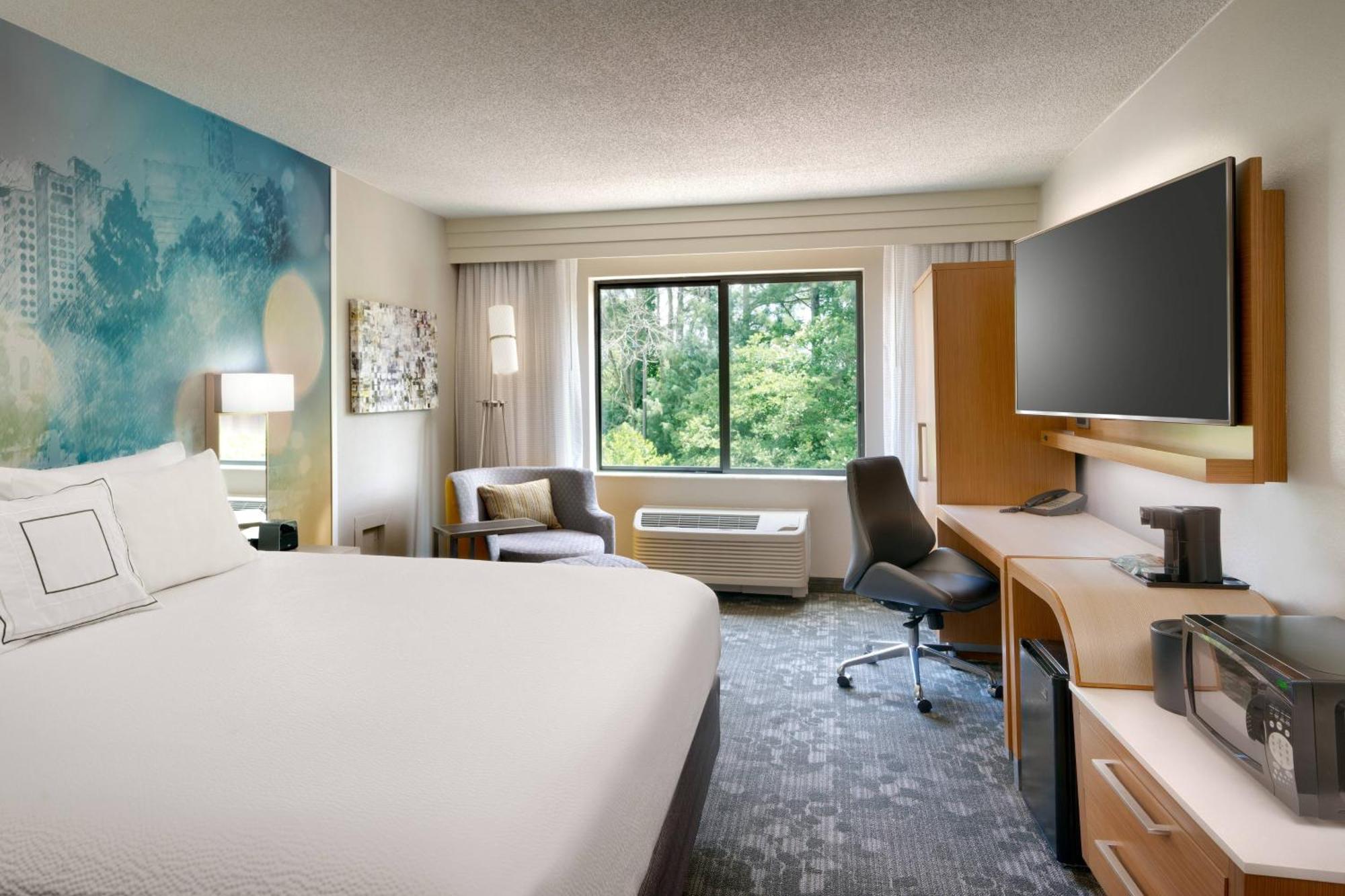 Courtyard By Marriott Charlotte Airport/Billy Graham Parkway Hotell Exteriör bild