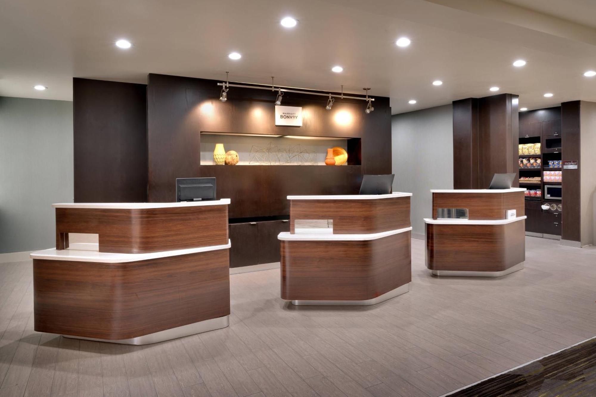 Courtyard By Marriott Charlotte Airport Loso Exteriör bild