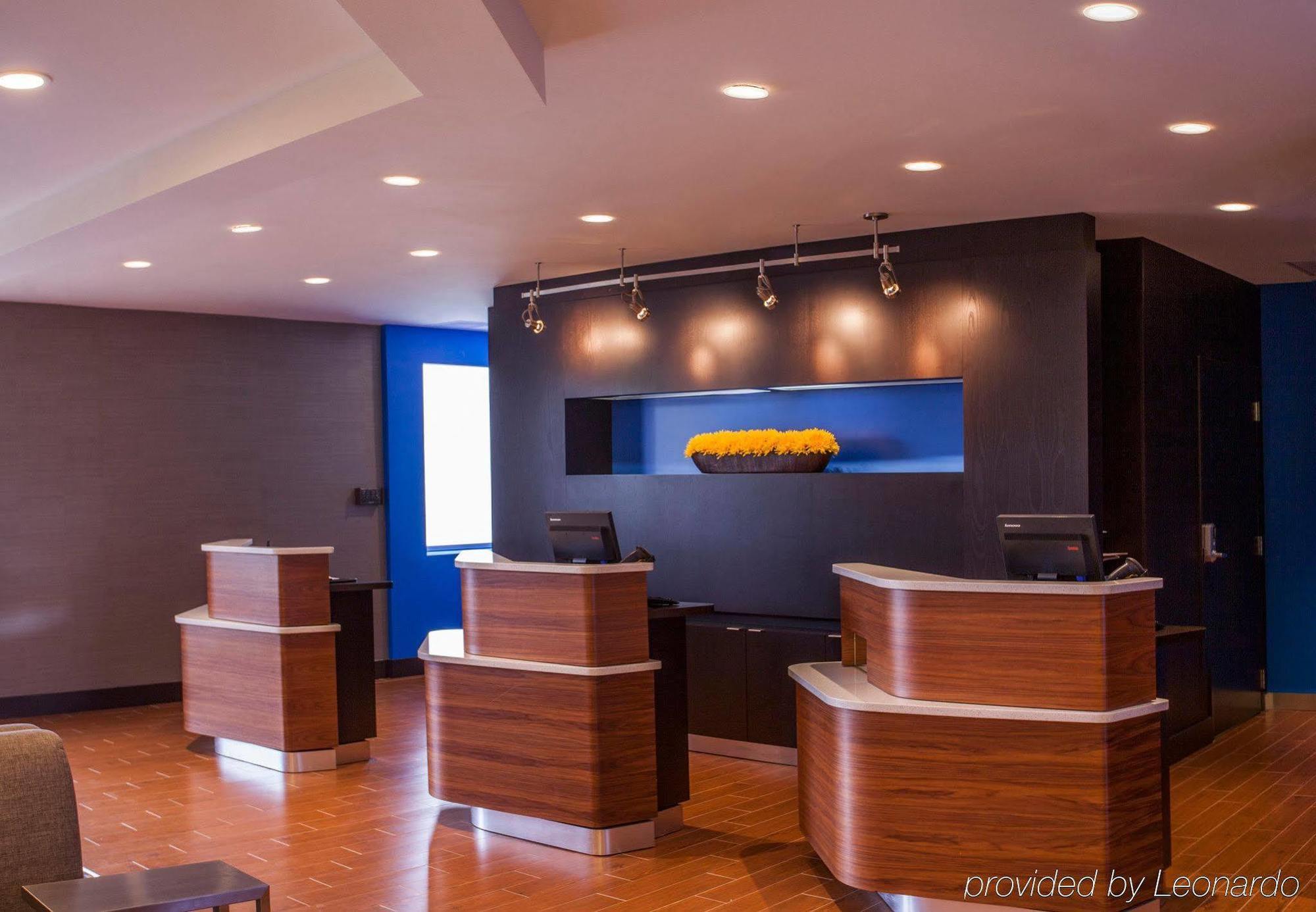 Courtyard By Marriott Charlotte Airport Loso Inreriör bild