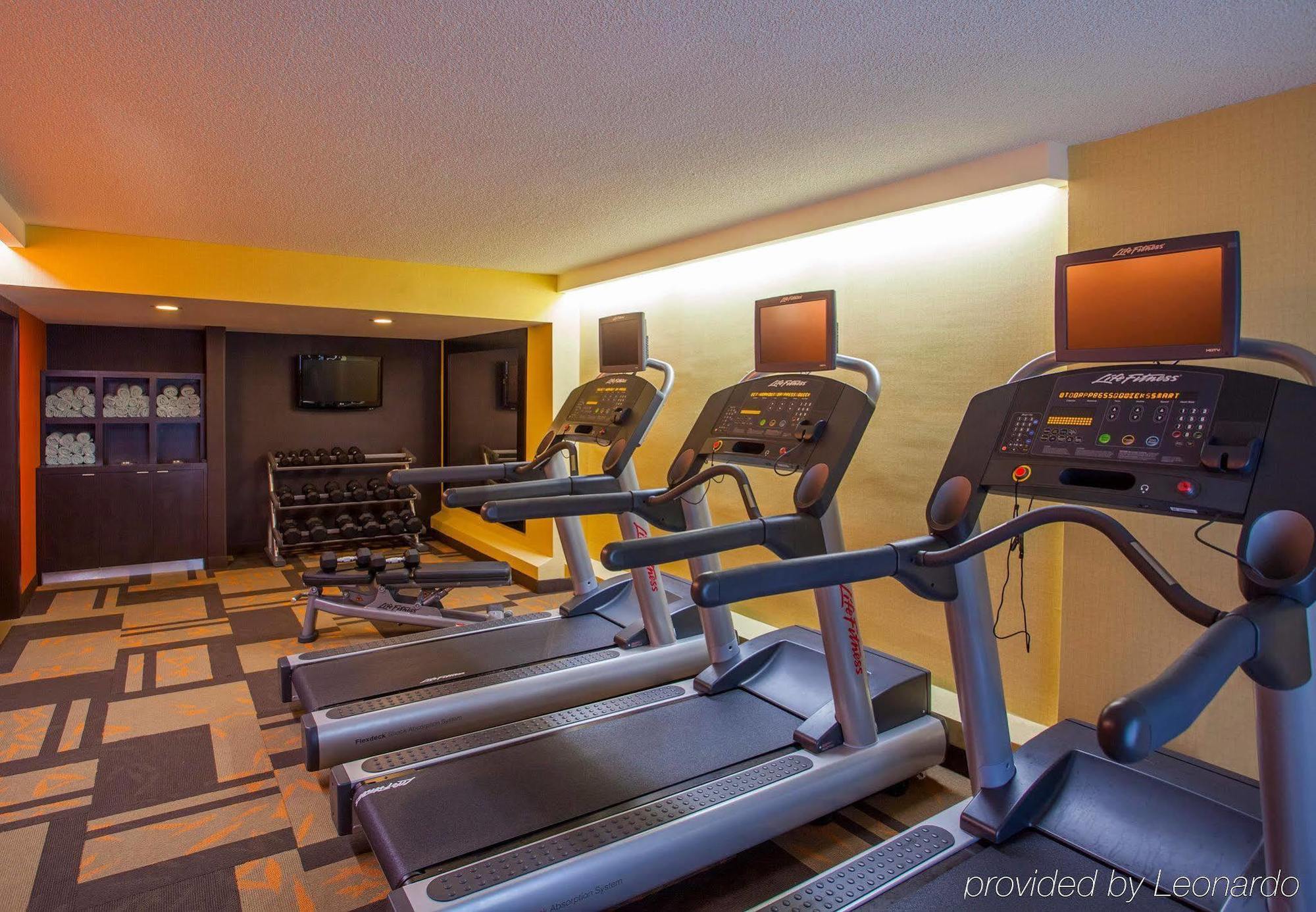 Courtyard By Marriott Charlotte Airport Loso Bekvämligheter bild