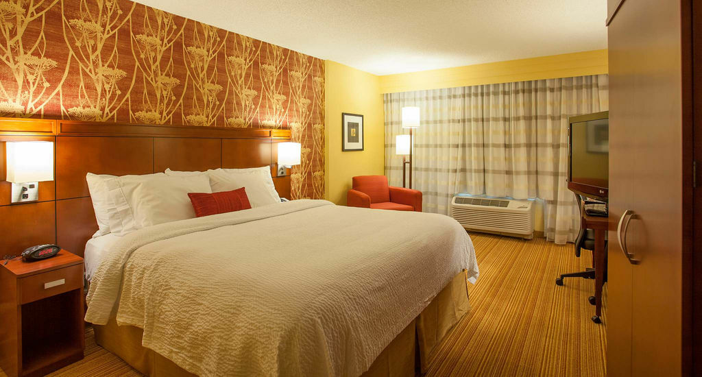 Courtyard By Marriott Charlotte Airport Loso Exteriör bild